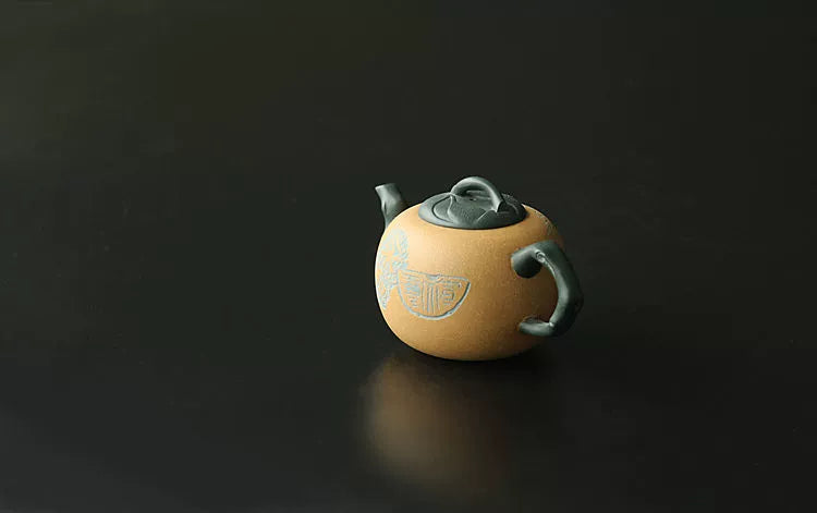 Two Color Papaya Teapot