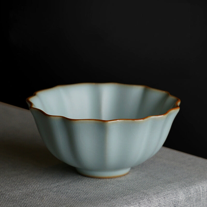 Handmade Ru Kiln Teacup Celadon Kungfu Teacup Lotus petal cup, open piece can be raised 100ml