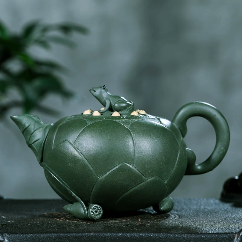 Handmade Frog Lotus Seed Teapot (420ml) Green mud of the Republic of China 401mL (inclusive) -500mL (inclusive)