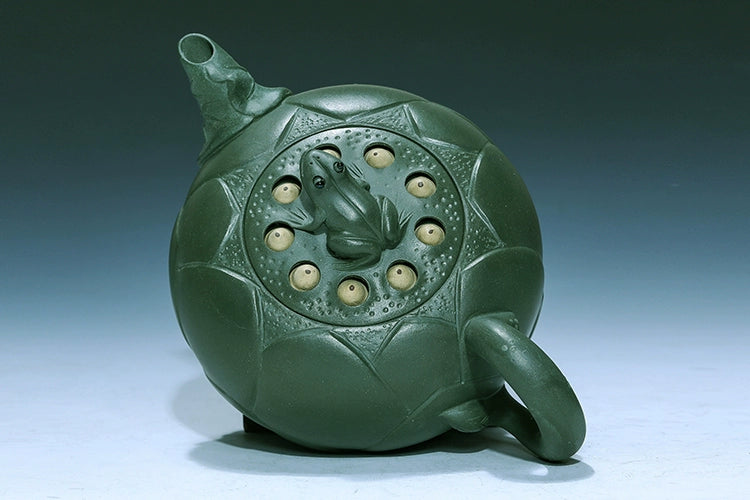 Handmade Frog Lotus Seed Teapot (420ml)